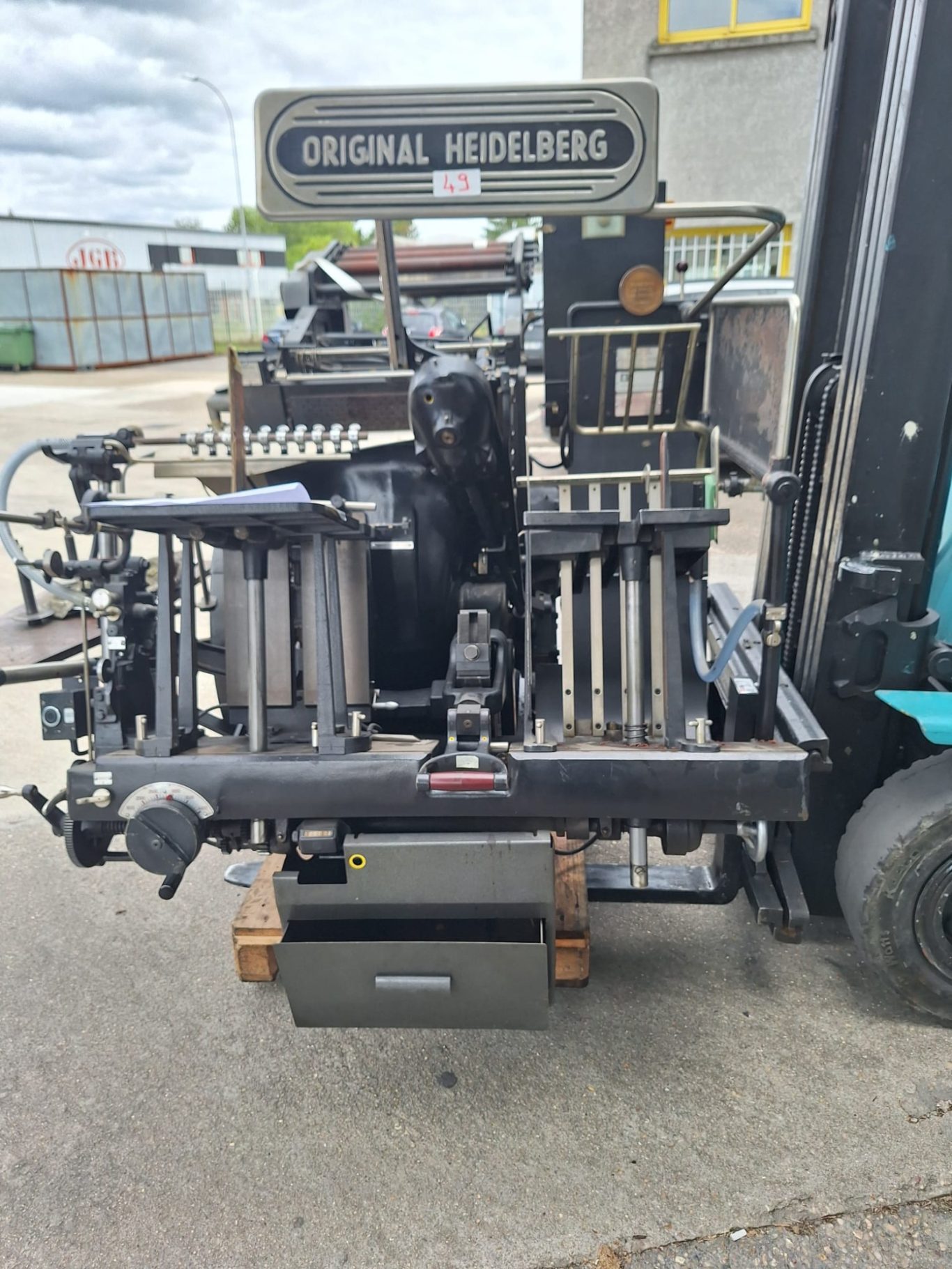 #MANUTENTION DE MACHINE OUTIL MACHINE OUTIL "HEIDELBERG"